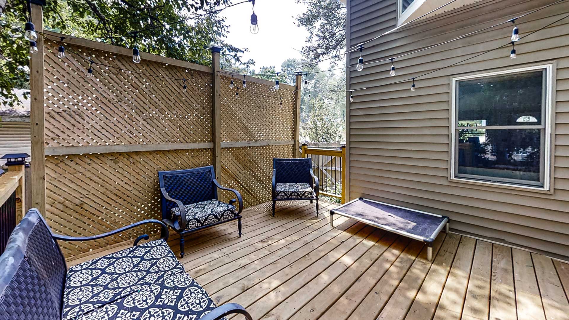 2865 Old Creek Deck