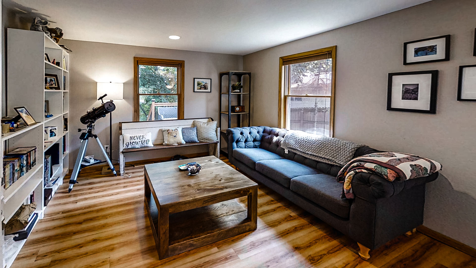 2865 Old Creek Living Room 2