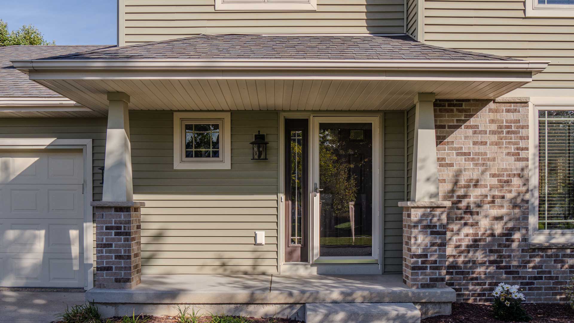 5224 Nannyberry Front Porch