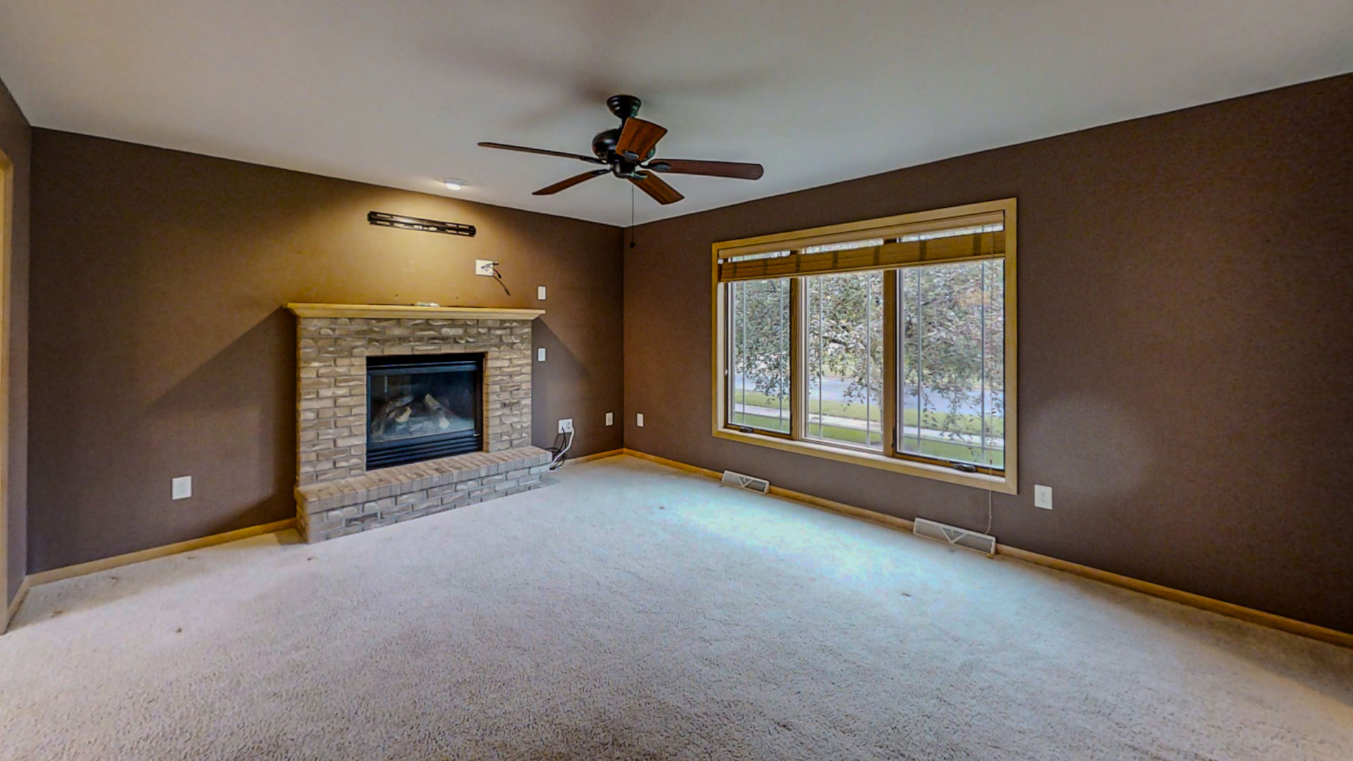 5224 Nannyberry Living Room