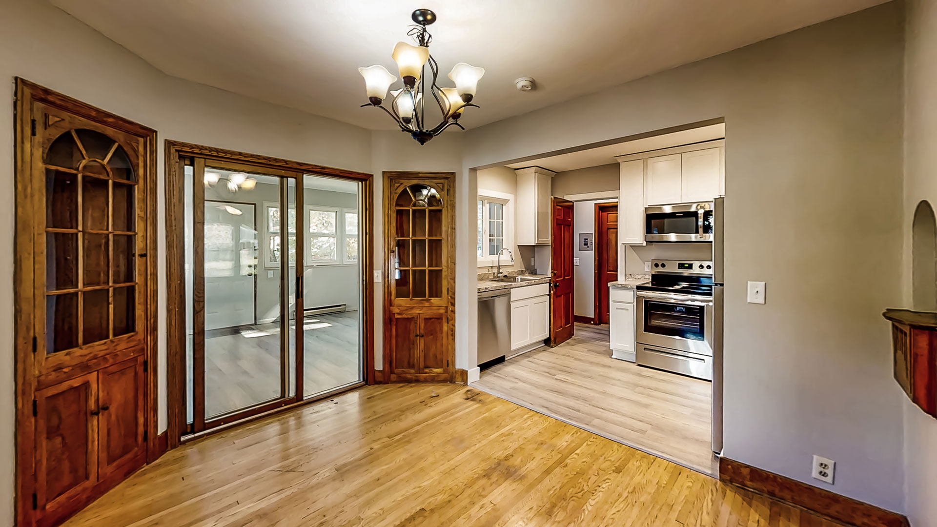 625 N Blackhawk #1 Dining Room