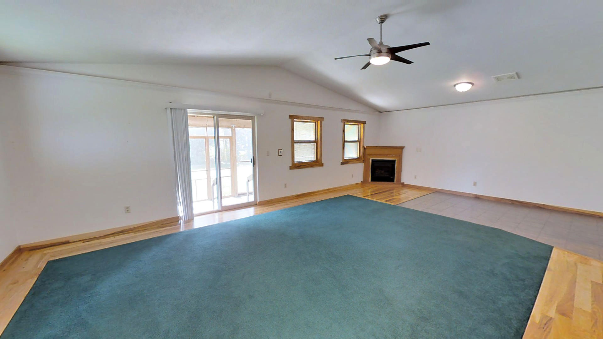 6703 Elmwood Living Room