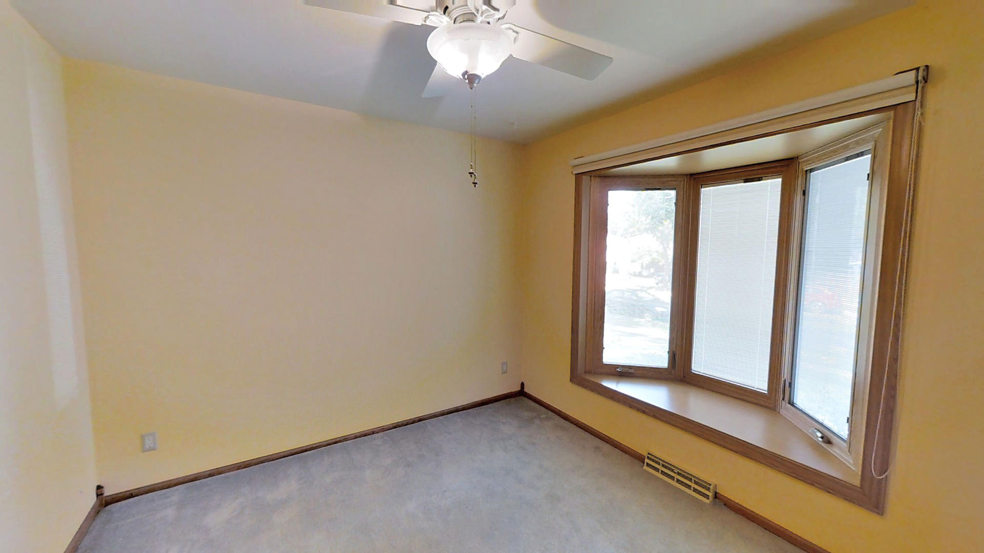 6703 Elmwood Bedroom 3