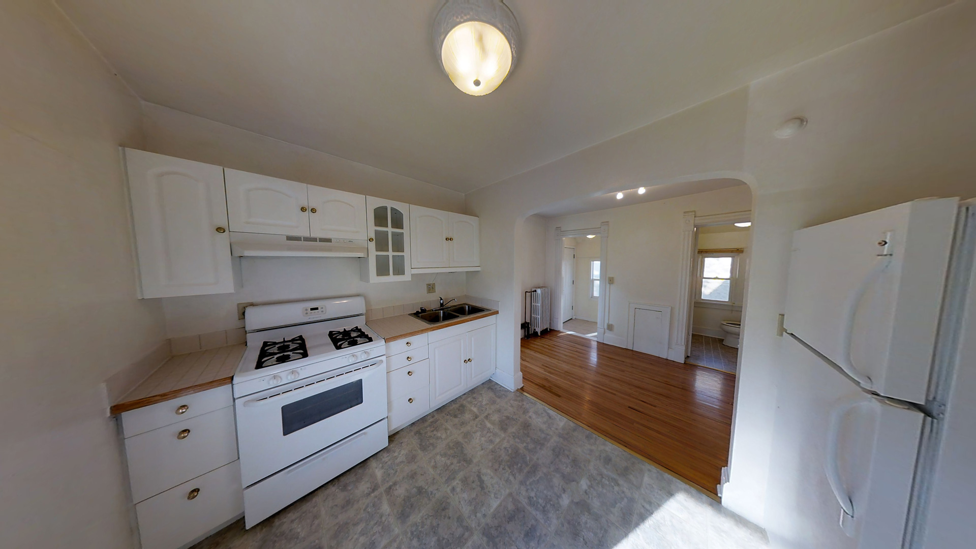 2416 Atwood #4 Kitchen