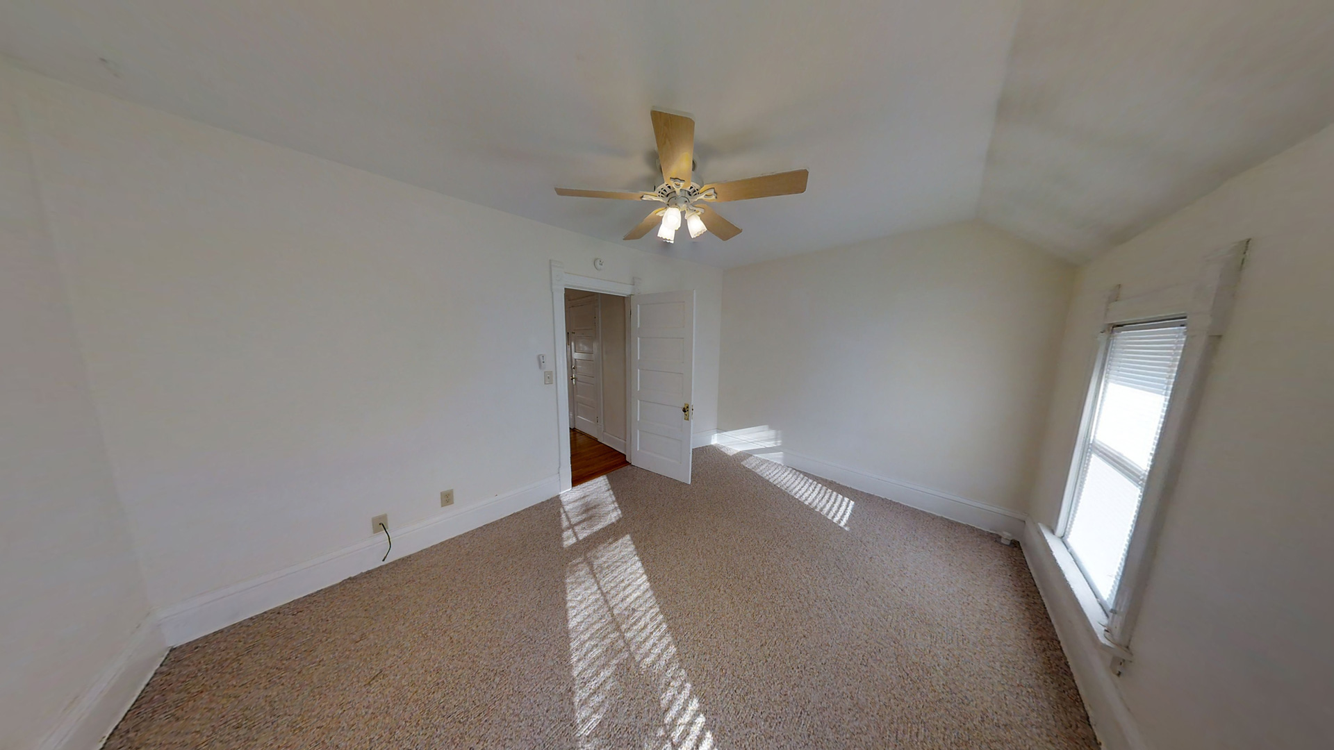 2416 Atwood #4 Bedroom